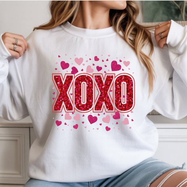 XOXO – Cute Pink Typography Valentine’s Day Sweatshirt (Von Creator hochgeladen)