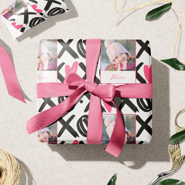 XOXO Foto und Herzmuster Valentinstag Geschenkpapier (Von Creator hochgeladen)