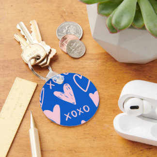 XOXO Hearts Keychain – Cute Blue & Pink Key Ring Schlüsselanhänger