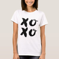 XOXO Hugs & Kisses Brush Typografy Crop Tank Top