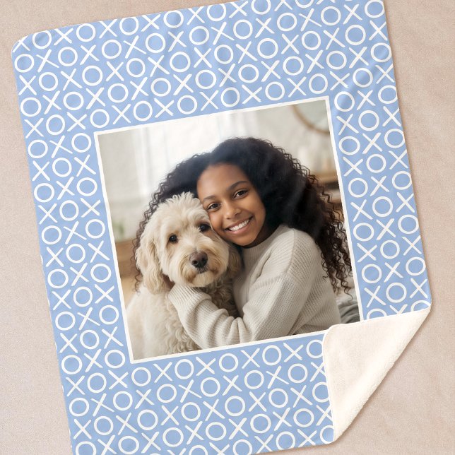 XOXO Hugs & Kisses Custom Photo Modern Blue Sherpadecke (Von Creator hochgeladen)