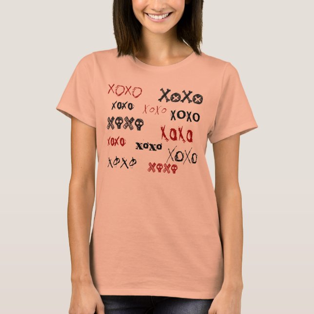 XOXO Hugs und Kisses-Red und Black T-Shirt (Vorderseite)