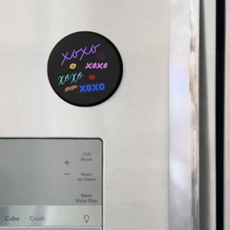XOXO MAGNET