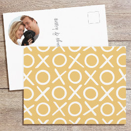 XOXO Umarmungen & Küsse Foto Gelbe Typografie Mode Postkarte