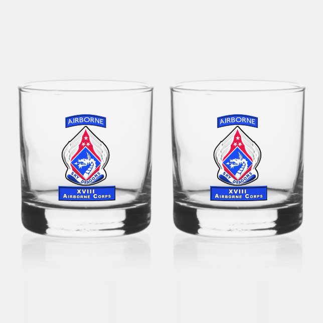 XVIII IM FLUGZEUG CORPS WHISKYGLAS (Vorderseite)