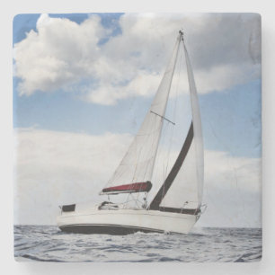 Yacht-Segeln in der hohen See Steinuntersetzer