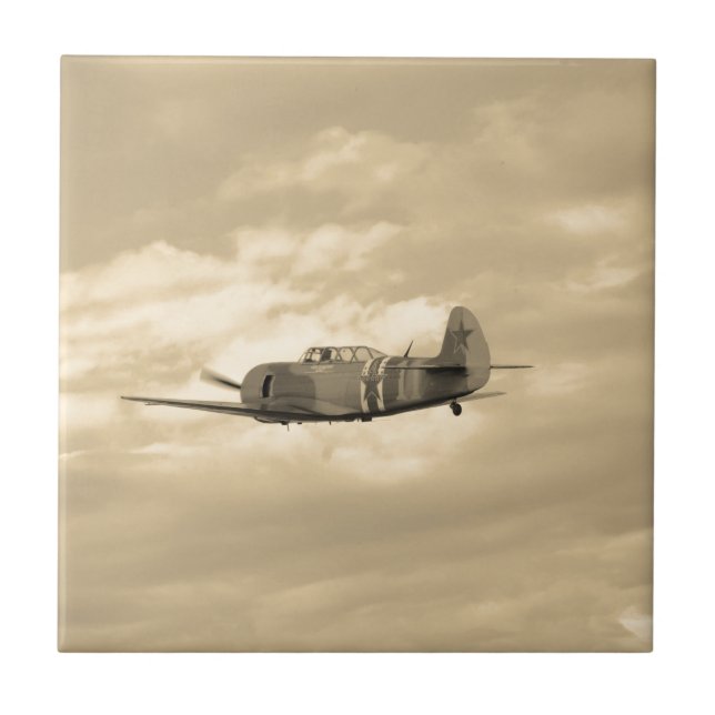 Yak 11 im Flug Fliese (Vorderseite)