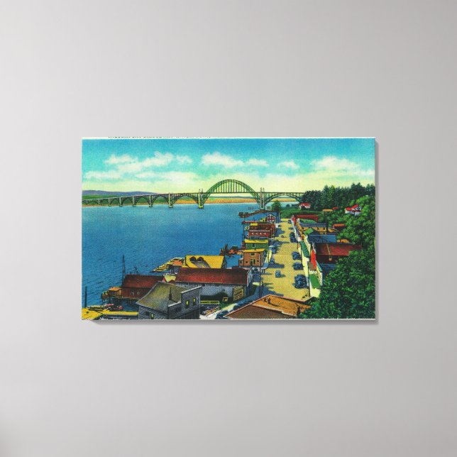 Yaquina Bay Bridge und Uferfront Newport, OR Leinwanddruck (Vorderseite)