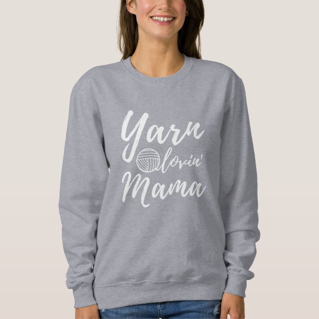 Yarn Love Mama ・ Strick Crochet Crafts Dark Sweatshirt (Vorderseite)