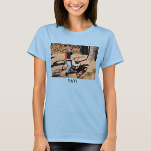 YAY! - Besonders angefertigt T-Shirt