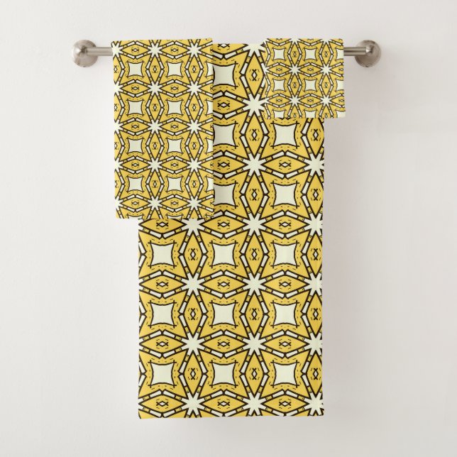 Yellow and black geometric patterned badhandtuch set (Insitu)