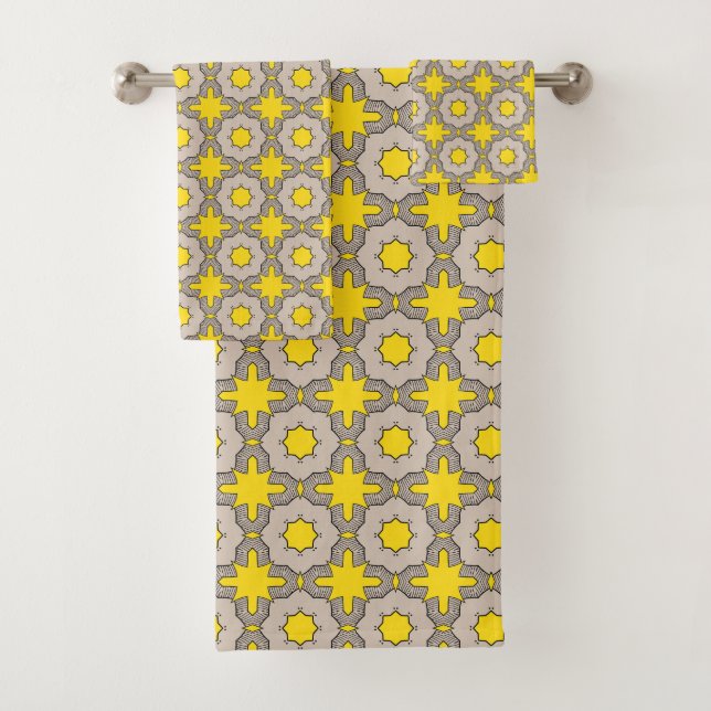 Yellow and green geometric pattern  badhandtuch set (Insitu)