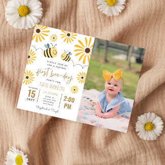 Yellow Bee Sunflower Virtual First Bee Day Foto Einladungspostkarte
