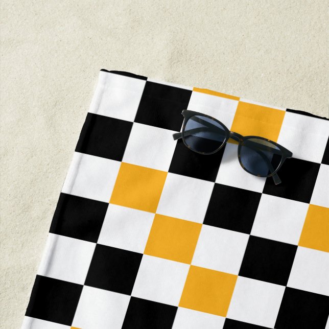 Yellow Black White Checkered Pattern Design  Strandtuch (Beispiel)