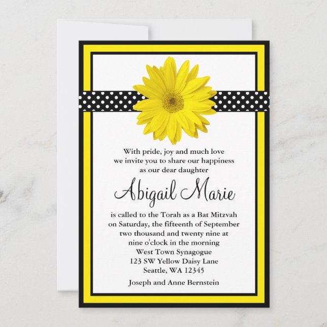 Yellow Daisy Black Polka Dots Bat Mitzvah Einladung (Vorderseite)