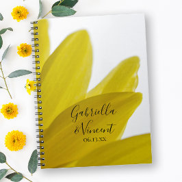 Yellow Daisy Blume Petals Wedding Guest Book Notizblock