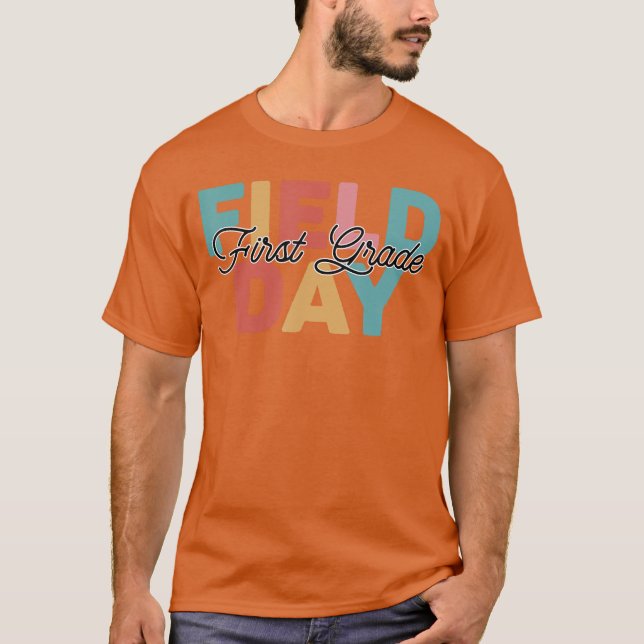 Yellow Field Day 1st First Grade school teacher ki T-Shirt (Vorderseite)