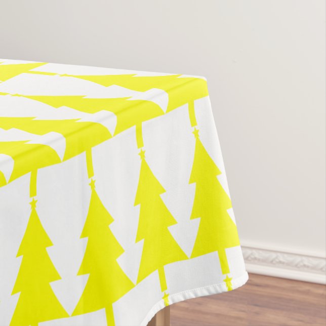 Yellow Fier Christmas Trees Pattern Tischdecke (Beispiel)