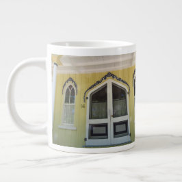 Yellow Flame Gingerbread - Martha's Vineyard Jumbo-Tasse