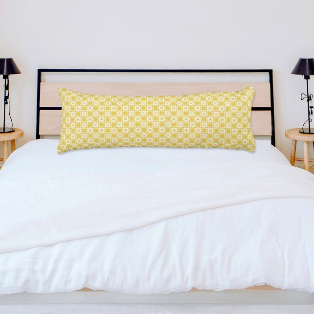 Yellow Flower Plaid Pattern Body Pillow Seitenschläferkissen (Von Creator hochgeladen)