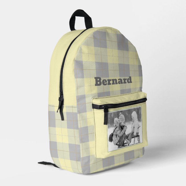 Yellow Gray Gingham Kariertes Muster Name und Foto Bedruckter Rucksack (Rückseitige Ecke links)