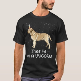 Yellow Labrador Retriever Vertraue mir ich bin ein T-Shirt