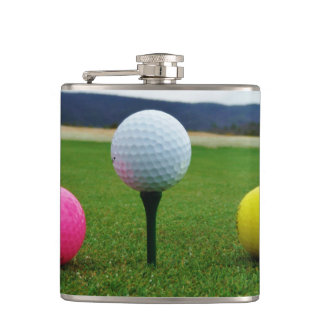 YELLOW, PINK UND WHITE Golf Balls Flachmann