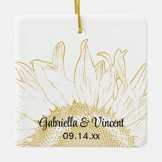 Yellow Sunflower Graphic Wedding Keramikornament (Vorderseite)