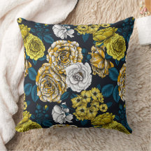 Yellow, White and Bi-Color Rosa with Blue Leaves