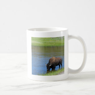 Yellowstone Wild Buffalo im Teich Kaffeetasse