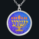 Yeshua Menorah-Kette Versilberte Kette<br><div class="desc">Diese Halskette soll Sie daran erinnern, wer Ihnen am wichtigsten ist.</div>