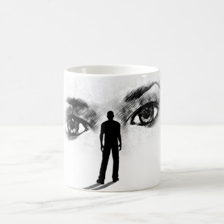 Yeux cachés de la tasse de déesse