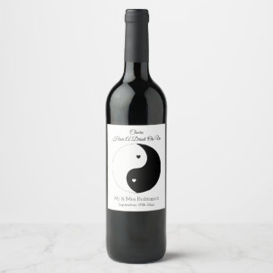 Yin Yang Black and White Hearts Wedding Wine Label Weinetikett