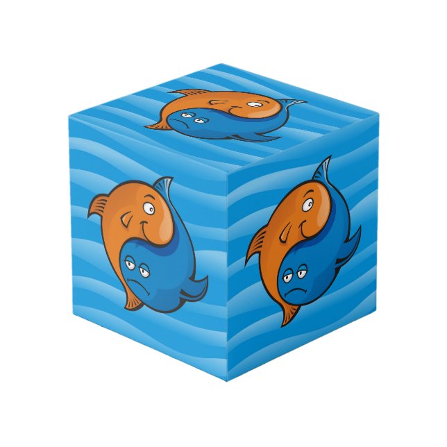 Yin Yang Fish Cartoon Würfel (Vorderseite Schrägansicht)