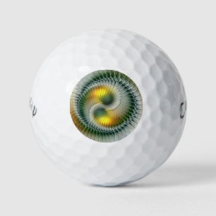 Yin Yang Green Yellow Abstraktes farbiges Fraktal Golfball