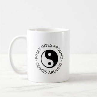Yin Yang Mug Ce Qui Se Passe Autour Arrive Autour