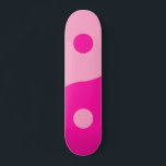 Yin Yang Pink Skateboard<br><div class="desc">Yin Yang - rosa und heiß rosa Yin Yang Illustration.</div>
