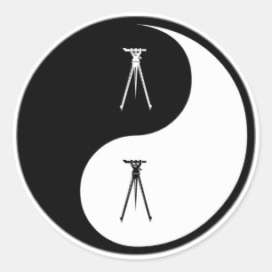 Yin Yang Surveys Runder Aufkleber