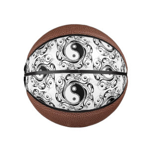 Yin & Yang-Symbol Schwarz-Weiß-Tätowierstil Mini Basketball