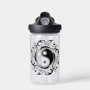 Yin & Yang Symbol Schwarz-Weiß-Tätowierungsstil Trinkflasche