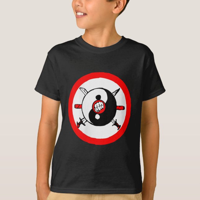 Yin Yang Tai Chi Sword and Fis T-Shirt (Vorderseite)