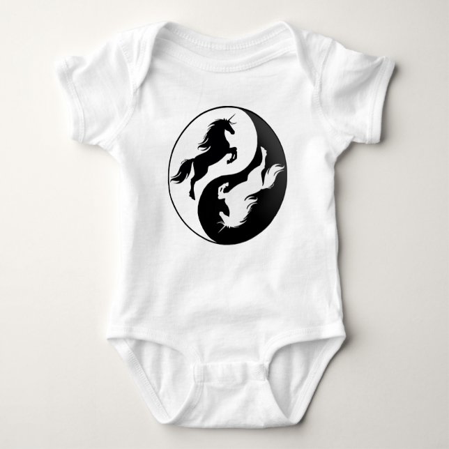 Yin Yang Unicorn Baby One Piece Strampler (Vorderseite)