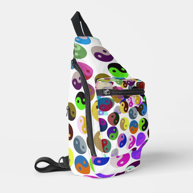 Ying Yang Circles farbenfrohe Muster Crossbody Bag (Linke Seite)