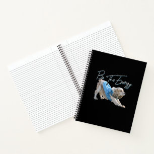 Yoga Downward Dog - Seien Sie das Energieangebot Notizbuch