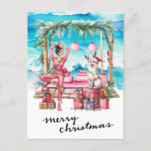 Yoga-Frau mit Geschenk am Strand Weihnachten Thema