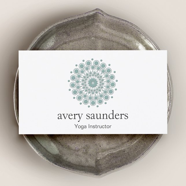 Yoga Instructor and Medical Coach Logo Visitenkarte (Von Creator hochgeladen)