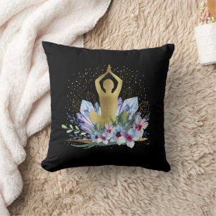 Yoga Instructor Energy Healer Crystals Reiki Welln Kissen