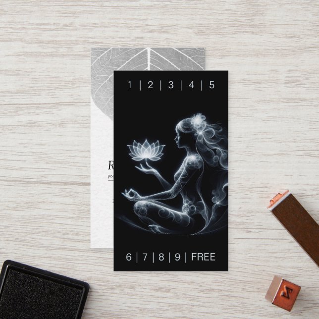 Yoga Instructor Lotus Medizin Pose Glühen Nebel Treuekarte (Vorderseite/Rückseite Beispiel)