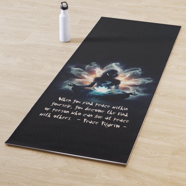 Yoga Instructor Meditation Pose Glühen Mist Lotus Yogamatte (Beispiel)
