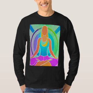 Yoga-Mädchen weibliche Sonnengruß-Meditation Chakr T-Shirt